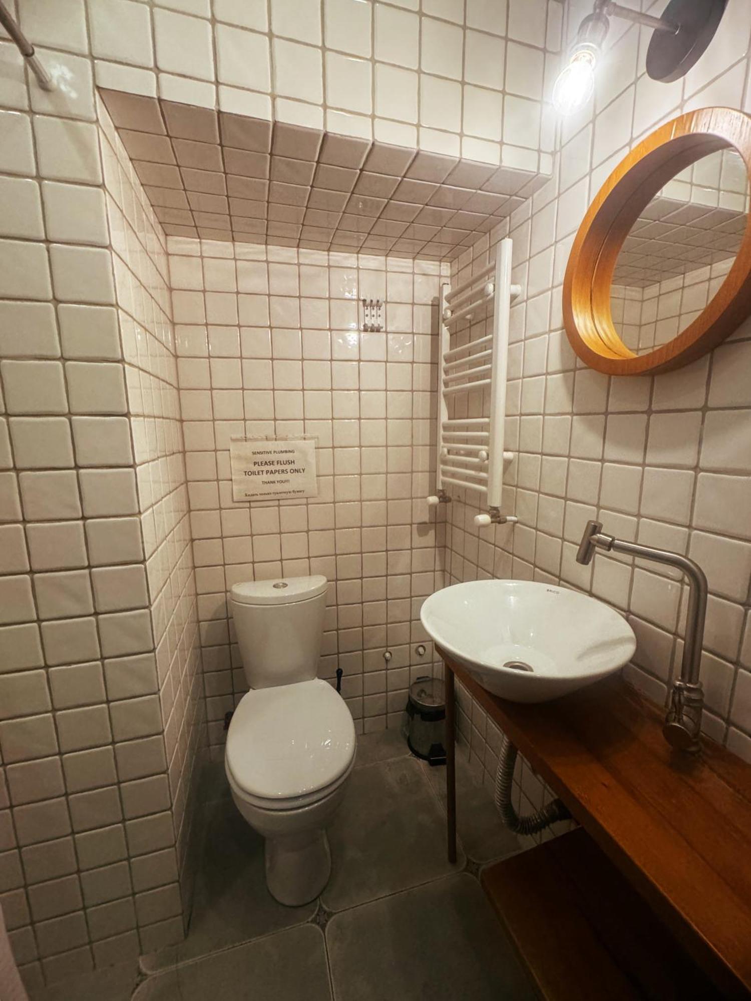 Hotel Classic Corner Тбилиси Екстериор снимка